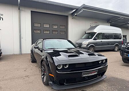 Dodge Challenger 6.2 Hellcat Jailbreak SRT Widebody