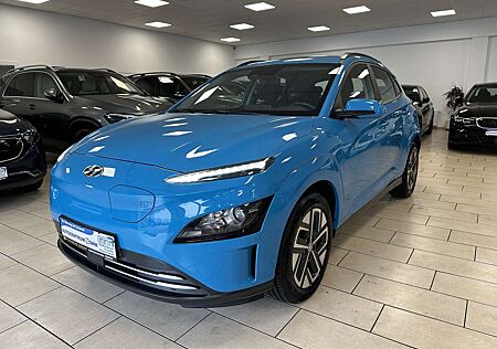 Hyundai Kona Select 2WD*ACC*R-Cam*CarPlay*SHZ*WinterPac*