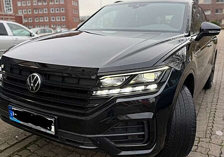 VW Touareg Volkswagen R-Line 4Motion