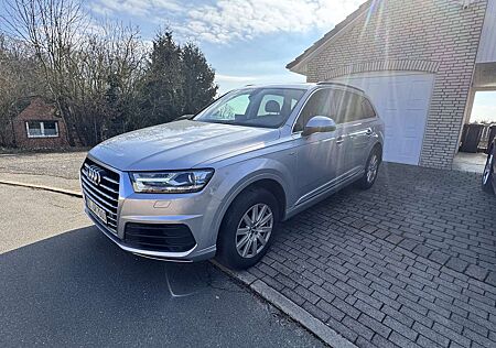 Audi Q7 3.0 TDI ultra quattro, S-Line, Kamera, AHK, 22“