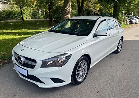 Mercedes-Benz CLA 200 Shooting Brake Navi*Autom.*Kamera*EU6*