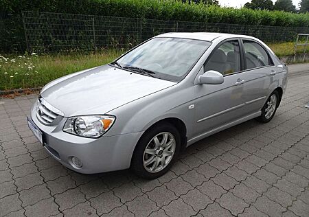 Kia Cerato 2.0 EX Stufenheck/Zahnriemen neu/Klima