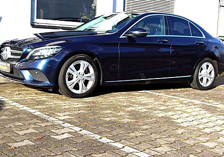 Mercedes-Benz C 220 d AVANTGARDE-PAKET *2-HAND / Gepflegt