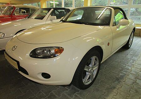 Mazda MX-5 1.8 Black & White Energy