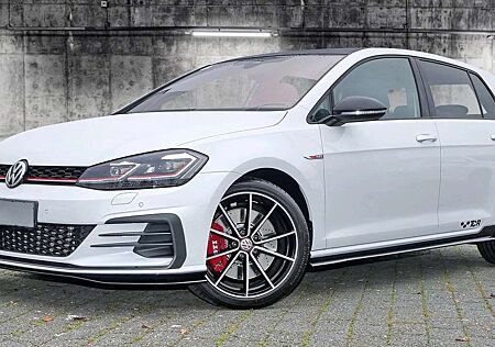 VW Golf GTI Volkswagen TCR 2.0 TSI OPF DSG TCR Akrapovič