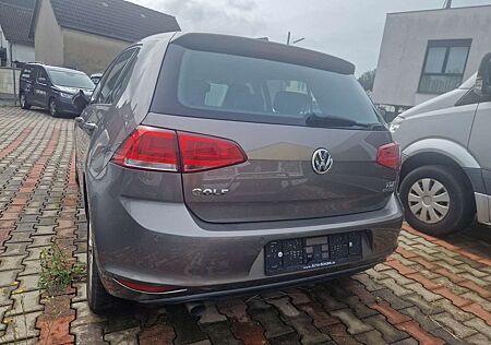 VW Golf Volkswagen Comfortline BMT
