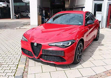 Alfa Romeo Giulia Competizione Q4 Matrix-Garantie 10-2027
