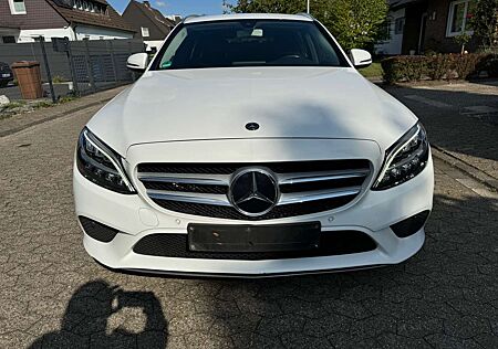 Mercedes-Benz C 220 T d AVANTGARDE COMAND+KAMERA LED 1.HAND