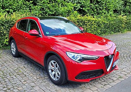 Alfa Romeo Stelvio 2.2 Diesel 16V AT8 Glasdach, MWST ausw. Kamera