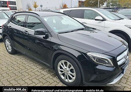 Mercedes-Benz GLA 180 *LEDER*BI-XENON*NAVI*PDC*STYLE*