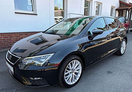 Seat Leon 1.6 TDI Lim. Style - PANO LED NAVI TEMPOMAT
