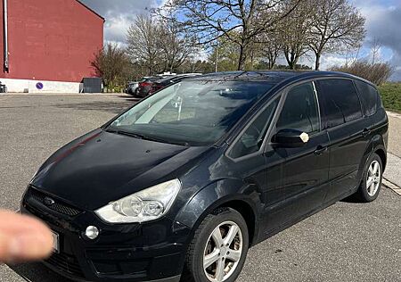 Ford S-Max 2.0 TDCi DPF Ambiente