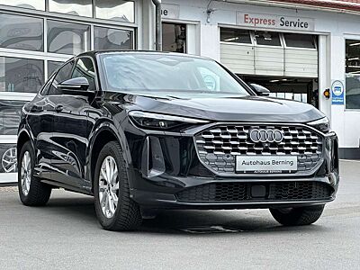 Audi Q5 2.0TDI QUATTRO KAMERA e-SITZE AHK ON STOCK