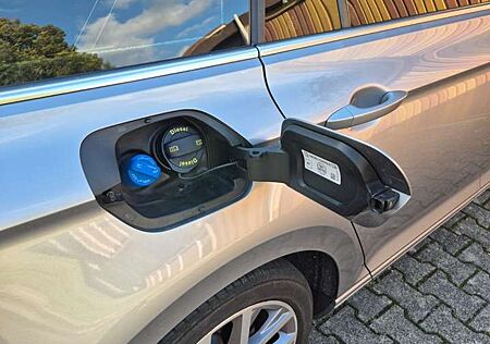 VW Passat Variant Volkswagen 2.0 TDI SCR DSG Business