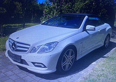 Mercedes-Benz E 250 CGI Cabrio BlueEFFICIENCY Automatik Avantgarde
