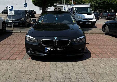 BMW 320d 320 Touring Sport-Aut.