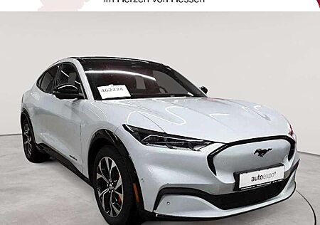 Ford Mustang Mach-E AWD Tech. Paket Leder