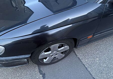 Opel Omega MV6