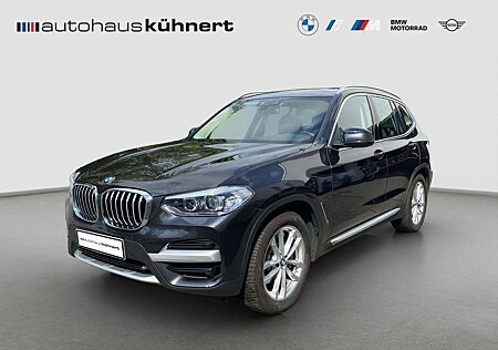 BMW X3 xDrive30i LED PanoSD SpurAss AHK HUD HiFi RFK