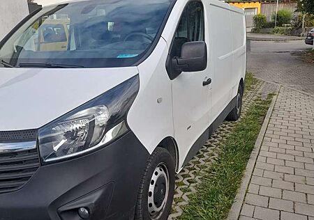 Opel Vivaro +1.6+CDTI+L2H1