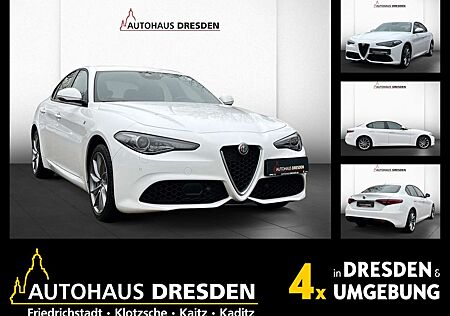 Alfa Romeo Giulia 2.0Turbo 16V ALLRAD LED / NAVI / W-PAKET