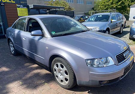 Audi A4 2.0/2.Hand/Neu TÜV/Scheckheft/AHK/Klimautomatik