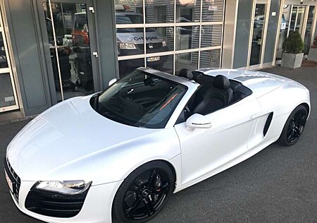 Audi R8 Spyder 5.2 Quattro/Keramik/Kupplung NEU