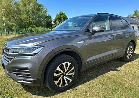 VW Touareg Volkswagen Basis 4Motion