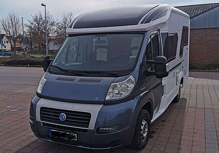 Caravans-Wohnm Knaus Vantastic Edition 550 MD-Sat Anlage AHK
