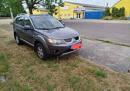 Mitsubishi Outlander Diesel 2.0 DI-D 4WD Intense