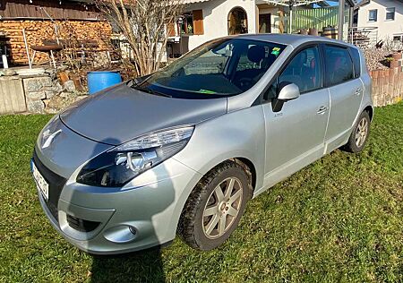 Renault Scenic 1.6 16V 110 Dynamique