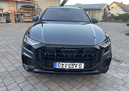 Audi SQ8 4.0 TFSI quattro