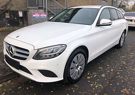 Mercedes-Benz C 220 T d 4Matic,Comand,LED,Standheizung,1.Hand