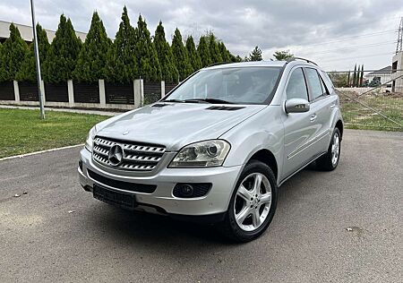 Mercedes-Benz ML 320 CDI 4Matic 7G-TRONIC Sehr gepflegt vieles neu !