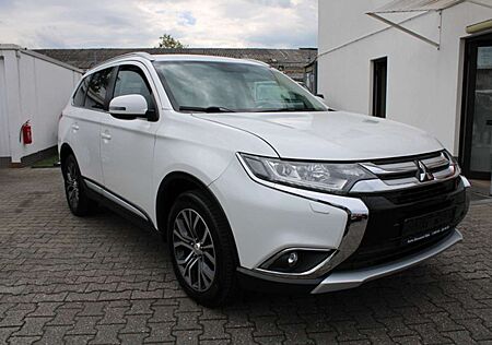 Mitsubishi Outlander SUV-Star+ 4WD *STHZ*1.Hand*Top*