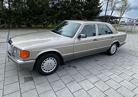 Mercedes-Benz S 260 SE