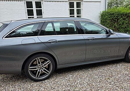 Mercedes-Benz E 450 4Matic T 9G-TRONIC AMG Line