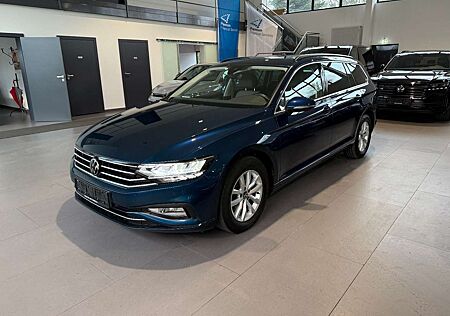 VW Passat Variant Volkswagen Passat Business 2.0 TDI DSG ACC/LED/KAM/SIGN/AHK