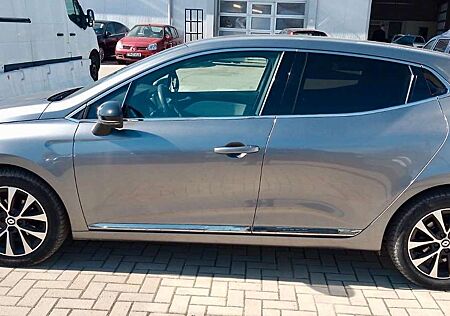 Renault Clio V Techno KAMERA KEYLESS NAVI SITZHEIZUNG