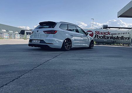 Seat Leon ST 2.0 TSI 4Drive OPF DSG Cupra