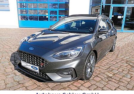Ford Focus Turnier ST*Pano*Autom*B&O*AHK*fast VOLL*