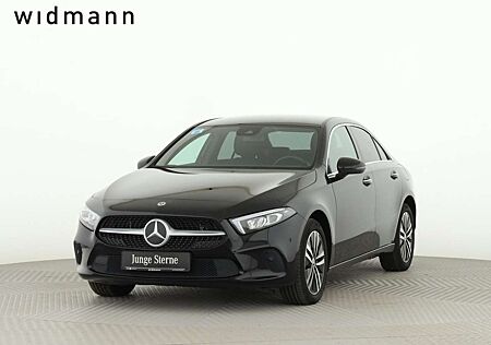 Mercedes-Benz A 250 e Lim Navigation*Keyless*PTS*LED*SpurH*SHZ
