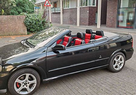 Opel Astra Cabrio Cabrio 2.2 16V
