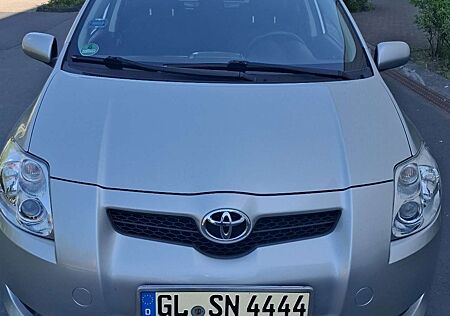 Toyota Auris 1.6 VVT-i Sol