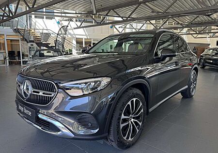 Mercedes-Benz GLC 220 d 4M Avantgarde Memory AHK Distro Totwi.