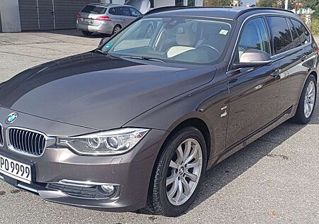 BMW 320d 320 Touring xDrive Aut. Luxury Line