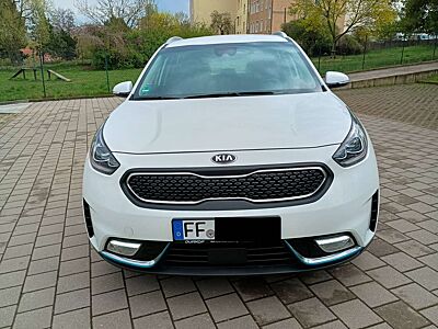 Kia Niro Niro 1.6 GDI PHEV 2WD Aut. Vision mit AAHK, SoH:100%