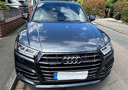 Audi Q5 55 TFSI e quattro S tronic