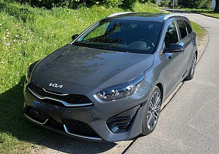 Kia XCeed Ceed SW / cee'd SW Ceed SW 1.5 T-GDI DCT7 OPF GT Line