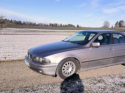 BMW 523 523i